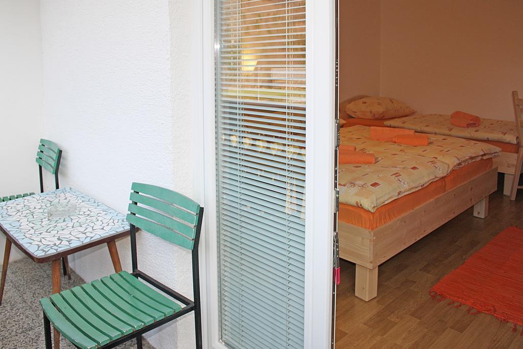 Apartments And Rooms Cerkovnik 博希尼 外观 照片